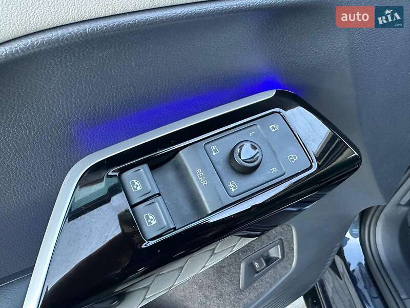 Позашляховик / Кросовер Volkswagen ID.6 2023 в Львові