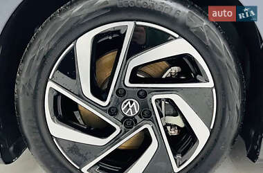 Ліфтбек Volkswagen ID.7 2023 в 