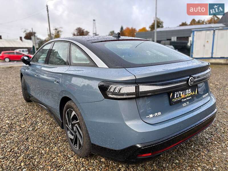 Лифтбек Volkswagen ID.7 2024 в Стрые