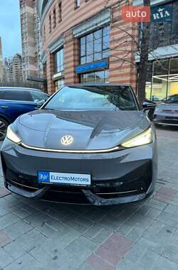 Позашляховик / Кросовер Volkswagen ID. UNYX 2024 в 