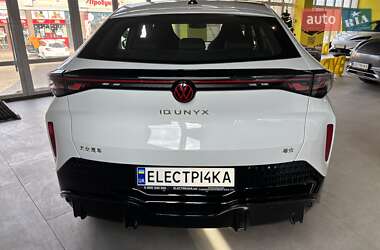 Внедорожник / Кроссовер Volkswagen ID. UNYX 2024 в 