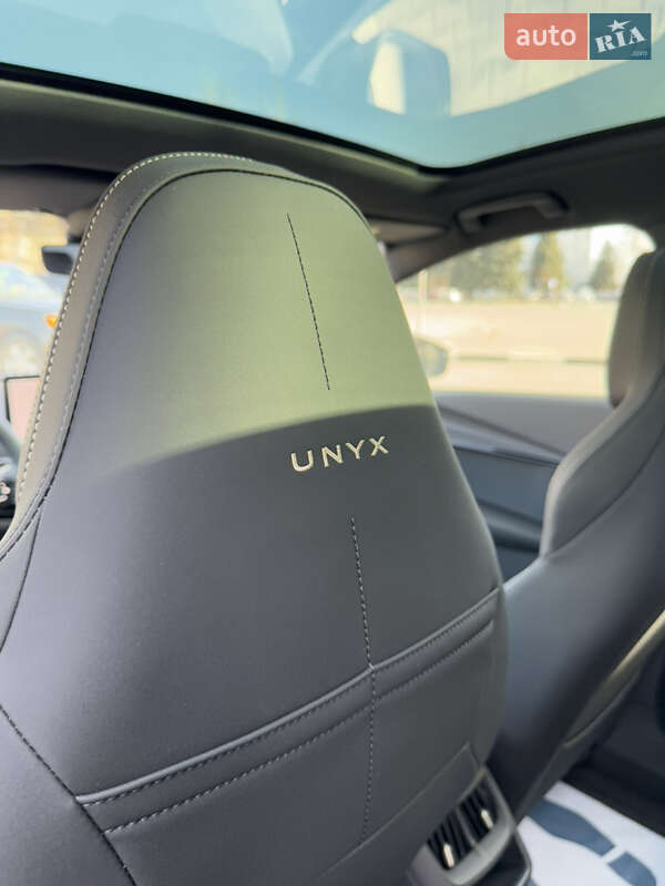 Внедорожник / Кроссовер Volkswagen ID. UNYX 2024 в Черновцах