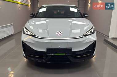 Позашляховик / Кросовер Volkswagen ID. UNYX 2024 в 