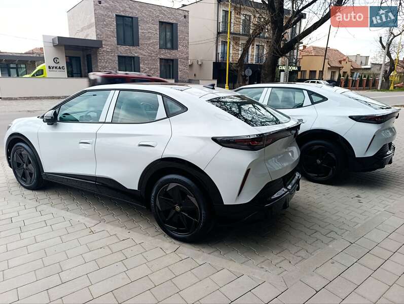 Внедорожник / Кроссовер Volkswagen ID. UNYX 2024 в Ужгороде