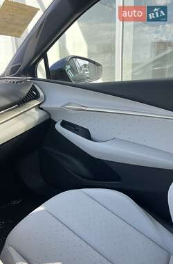 Внедорожник / Кроссовер Volkswagen ID. UNYX 2024 в 