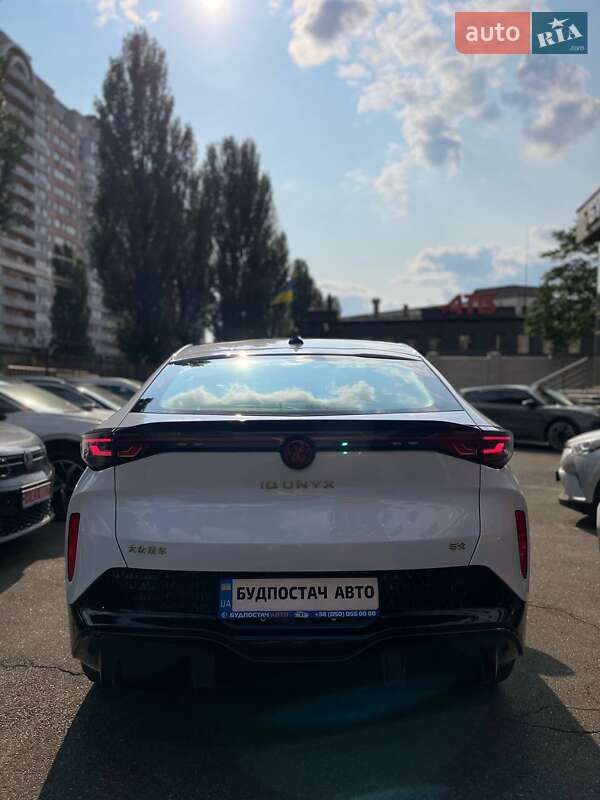 Позашляховик / Кросовер Volkswagen ID. UNYX 2024 в Києві