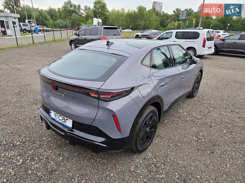 Внедорожник / Кроссовер Volkswagen ID. UNYX 2025 в Киеве