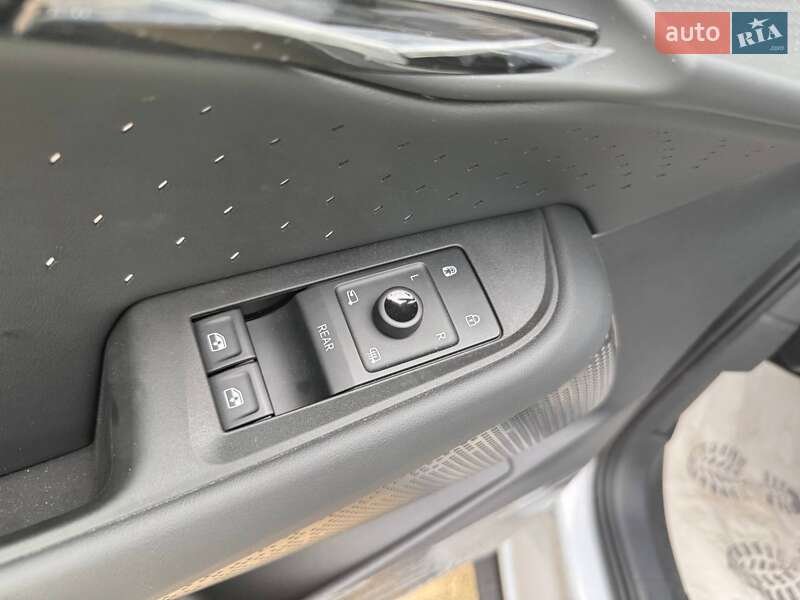 Внедорожник / Кроссовер Volkswagen ID. UNYX 2024 в Киеве