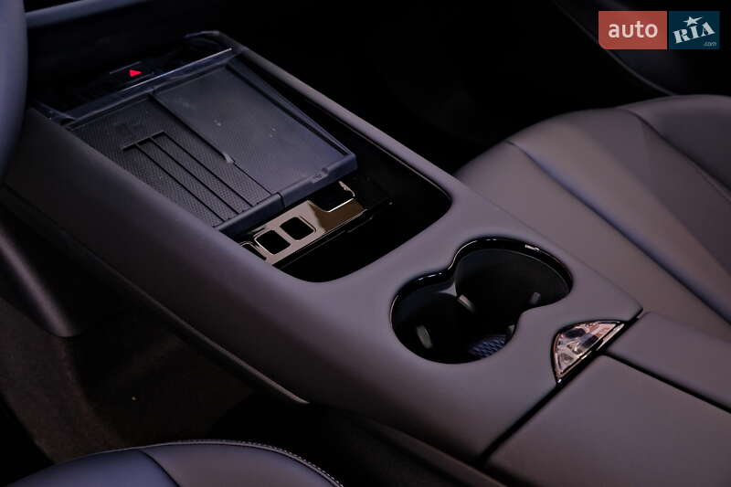 Позашляховик / Кросовер Volkswagen ID. UNYX 2025 в Одесі фото 25 Позашляховик / Кросовер Volkswagen ID. UNYX 2025 в Одесі