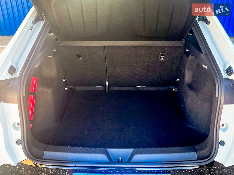 Внедорожник / Кроссовер Volkswagen ID. UNYX 2025 в Киеве