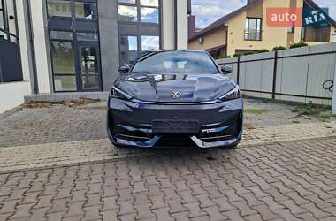 Позашляховик / Кросовер Volkswagen ID. UNYX 2024 в  фото 2 Позашляховик / Кросовер Volkswagen ID. UNYX 2024 в