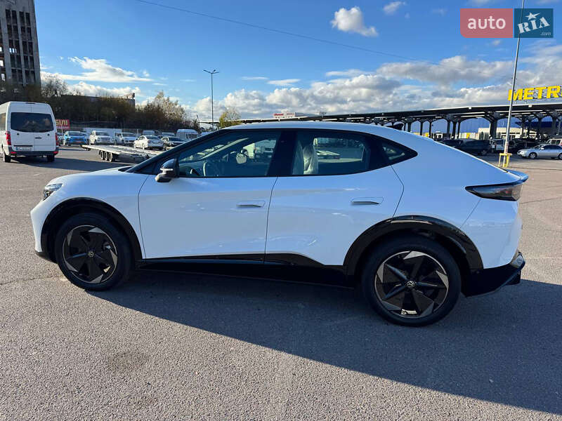 Внедорожник / Кроссовер Volkswagen ID. UNYX 2025 в Львове