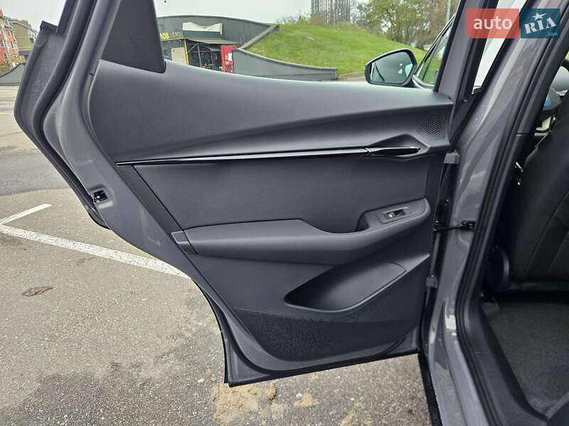 Внедорожник / Кроссовер Volkswagen ID. UNYX 2024 в Киеве фото 61 Внедорожник / Кроссовер Volkswagen ID. UNYX 2024 в Киеве