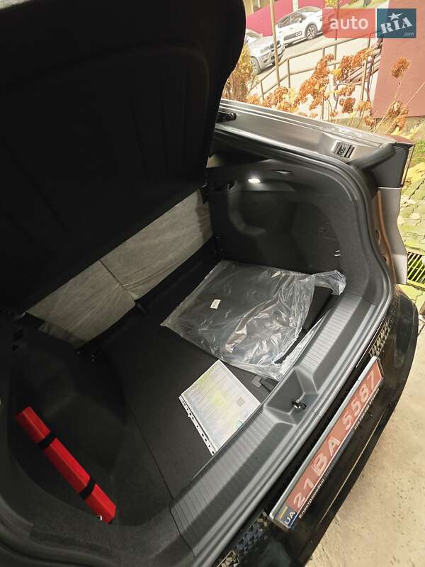 Внедорожник / Кроссовер Volkswagen ID. UNYX 2025 в Ужгороде фото 23 Внедорожник / Кроссовер Volkswagen ID. UNYX 2025 в Ужгороде