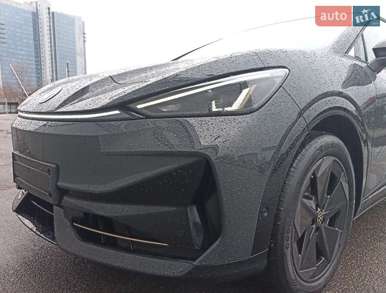 Позашляховик / Кросовер Volkswagen ID. UNYX 2024 в Києві