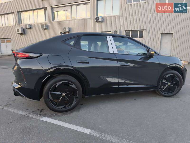 Внедорожник / Кроссовер Volkswagen ID. UNYX 2024 в Киеве