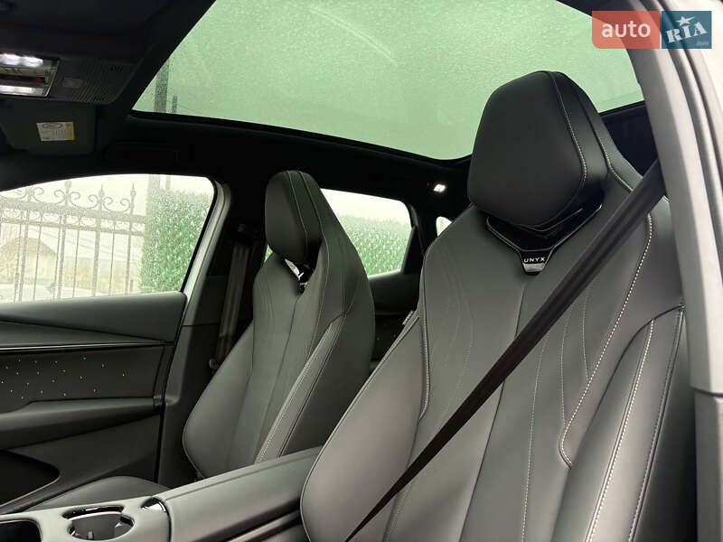 Внедорожник / Кроссовер Volkswagen ID. UNYX 2024 в Киеве