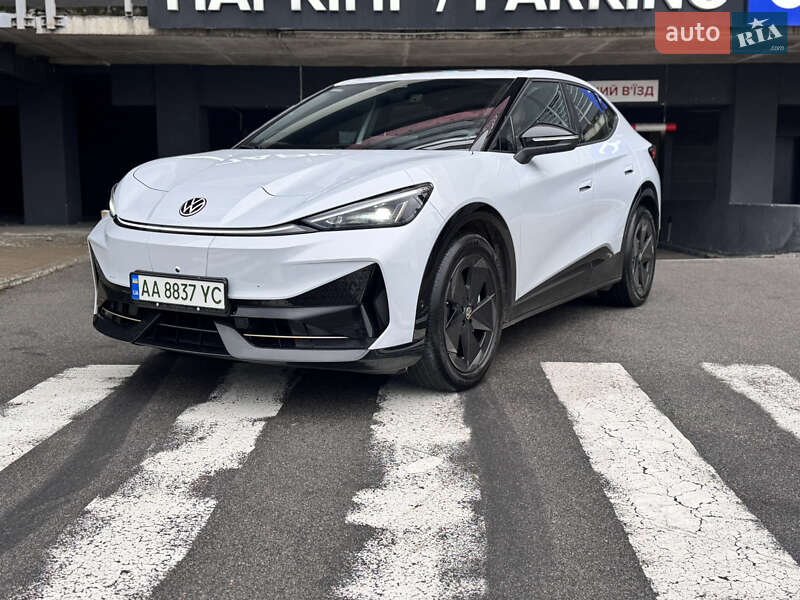 Позашляховик / Кросовер Volkswagen ID. UNYX 2024 в Києві фото 6 Позашляховик / Кросовер Volkswagen ID. UNYX 2024 в Києві