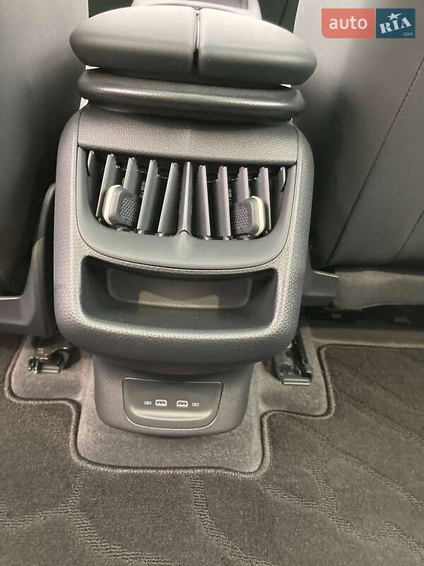 Позашляховик / Кросовер Volkswagen ID. UNYX 2024 в Львові