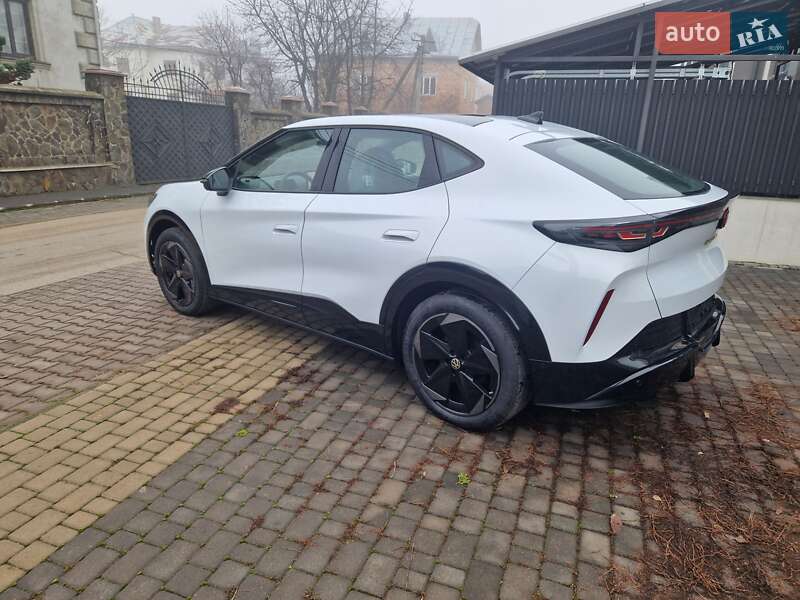 Внедорожник / Кроссовер Volkswagen ID. UNYX 2024 в Черновцах