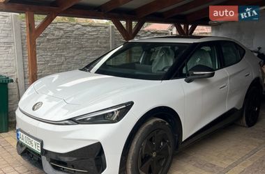 Внедорожник / Кроссовер Volkswagen ID. UNYX 2024 в Киеве