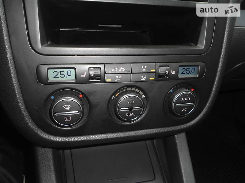 Седан Volkswagen Jetta 2008 в Селидовому
