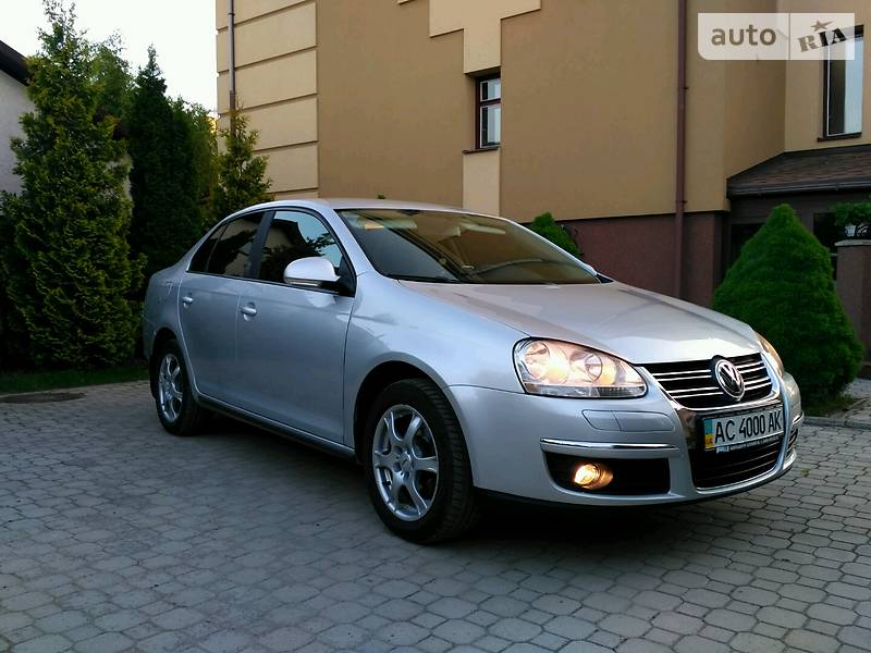 Седан Volkswagen Jetta 2007 в Луцьку