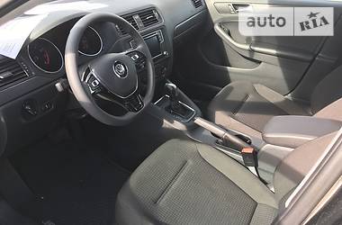 Седан Volkswagen Jetta 2016 в Дніпрі