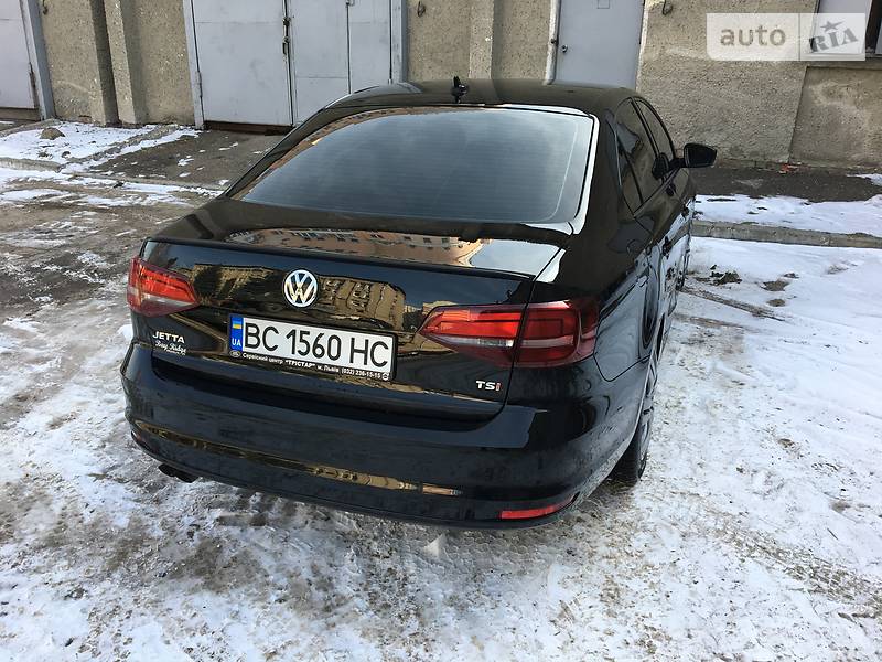 Седан Volkswagen Jetta 2016 в Львові