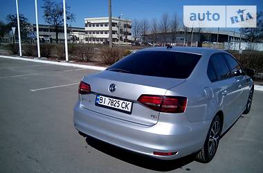 Седан Volkswagen Jetta 2016 в Полтаве