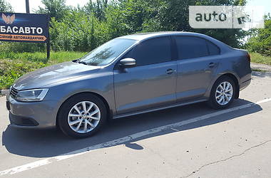 Седан Volkswagen Jetta 2012 в Кривом Роге