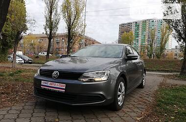 Седан Volkswagen Jetta 2014 в Киеве