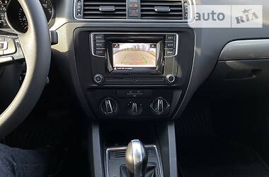 Седан Volkswagen Jetta 2017 в 