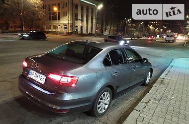 Седан Volkswagen Jetta 2014 в Запоріжжі