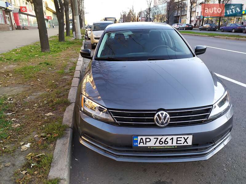 Седан Volkswagen Jetta 2014 в Запоріжжі