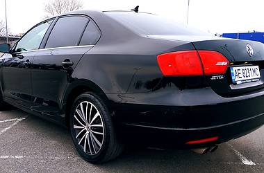 Седан Volkswagen Jetta 2012 в Дніпрі