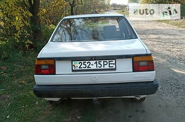 Седан Volkswagen Jetta 1988 в Виноградове