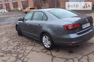 Седан Volkswagen Jetta 2016 в Сумах