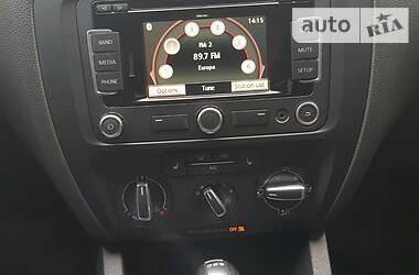 Седан Volkswagen Jetta 2014 в 