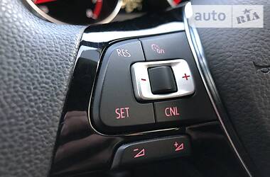 Седан Volkswagen Jetta 2016 в 