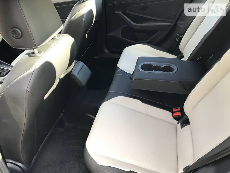 Седан Volkswagen Jetta 2018 в Харкові