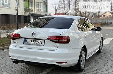 Седан Volkswagen Jetta 2017 в 