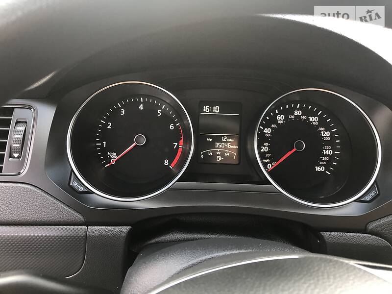 Седан Volkswagen Jetta 2015 в Запоріжжі