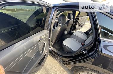 Седан Volkswagen Jetta 2018 в 