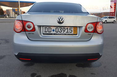 Седан Volkswagen Jetta 2007 в 