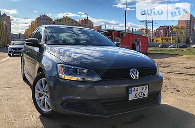 Volkswagen Jetta 2013
