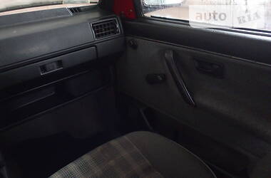 Седан Volkswagen Jetta 1988 в 