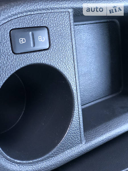 Седан Volkswagen Jetta 2012 в Івано-Франківську