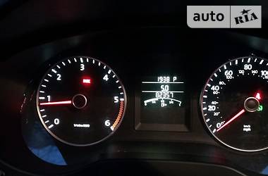 Седан Volkswagen Jetta 2011 в 
