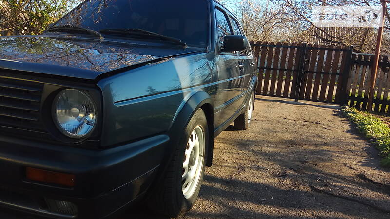 Хетчбек Volkswagen Jetta 1990 в П'ятихатках